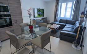 Apt 2 Chambres - Direct Gare Part-Dieu, Lyon - Ascenseur & Wi-Fi Gratuit